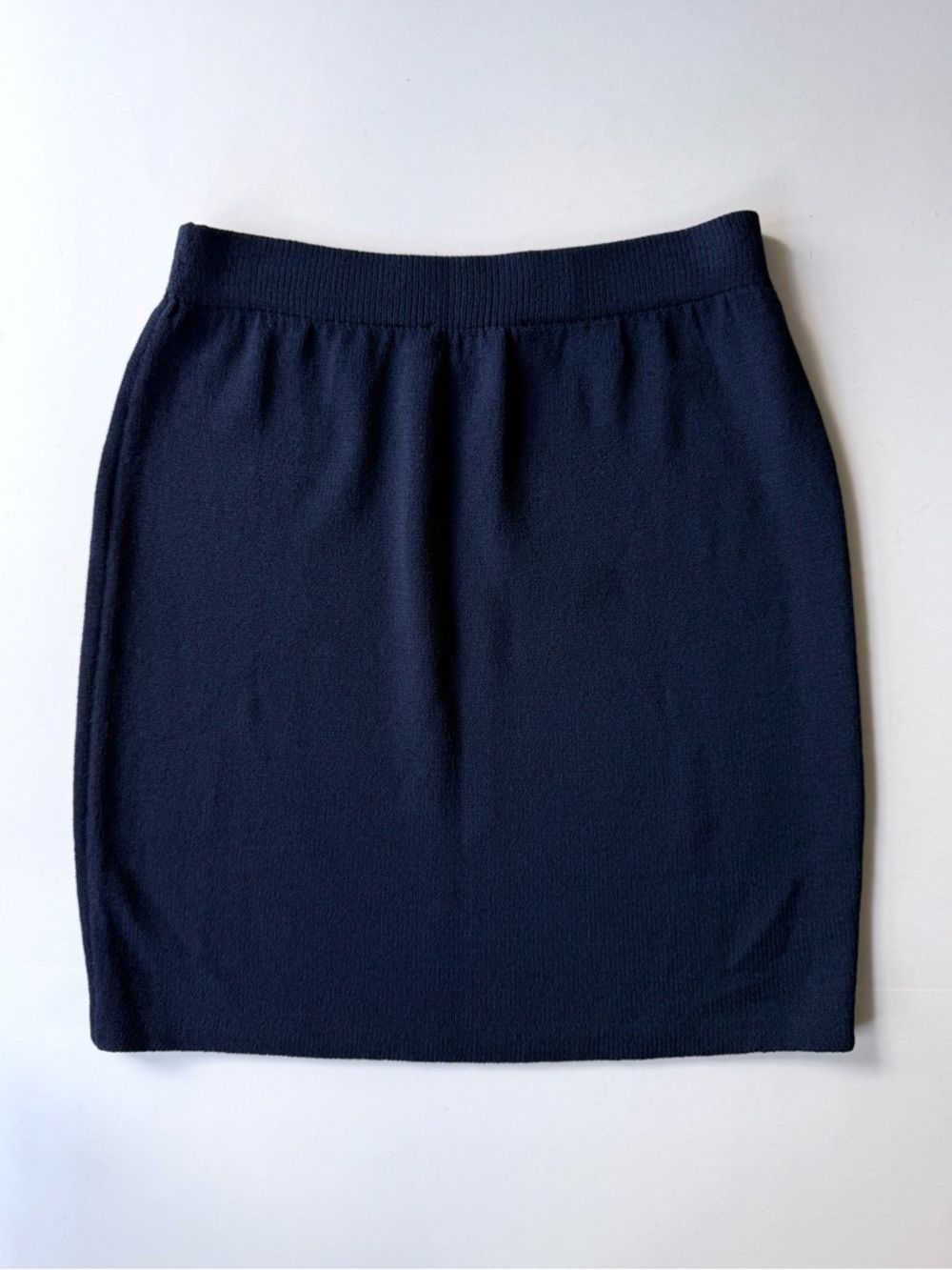 St. John Collection Navy Santana Knit Mini Skirt Size 4 Made in USA